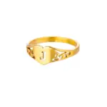 Initialen-Ring mit Herz in Goldoptik – Edelstahl Damenring mit Buchstaben A–Z – Bild 32