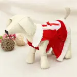 Santa Hundekostüm mit Mütze – Warme Weihnachtsjacke für Hunde und Katzen – Bild 4